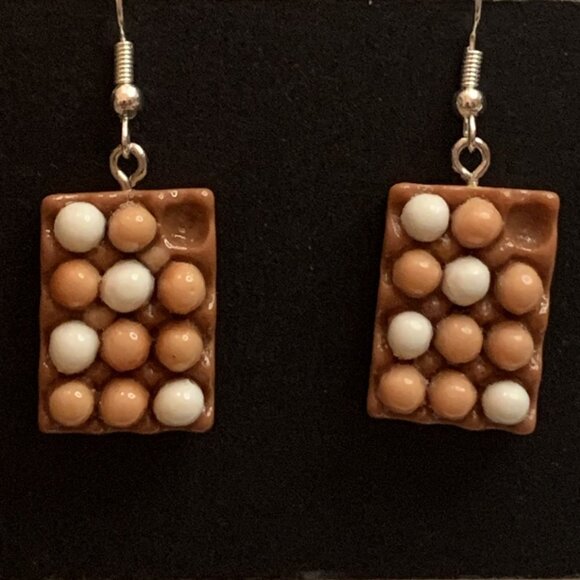 Egg Earring, Funny Food Earring, Chicken Earring, Gift Idea, Cooking Earring - Picture 2 of 7